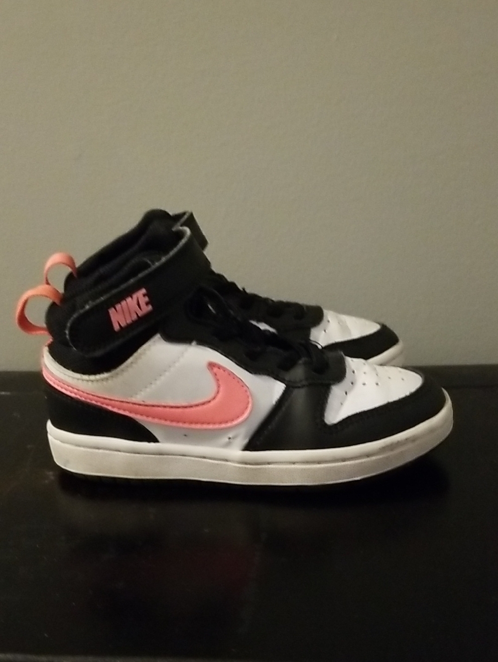 Nike Kids Black White Pink High-Top Sneakers with Pink Swoosh Girl's 11.5